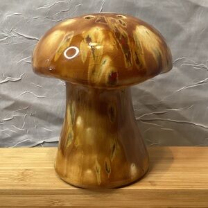 Ceramic Mushroom Arnels Golden Glazed Large Holes Shaker Cheese Sugar Kitchen